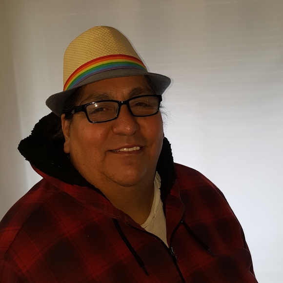 Meet your Posher, John - Picture 1 of 3